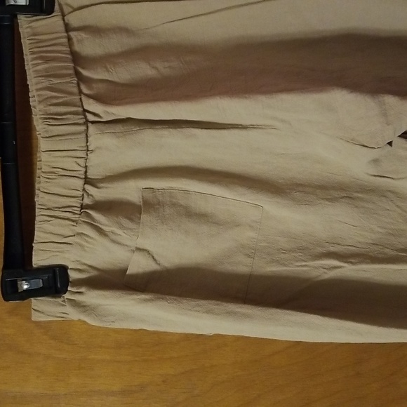 Khaki Crinkle Casual Pants Medium: B - Picture 4 of 5